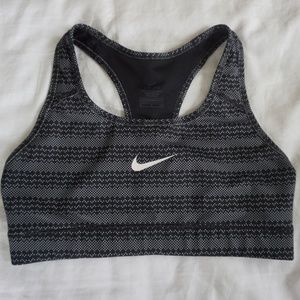 NIKE sports bra